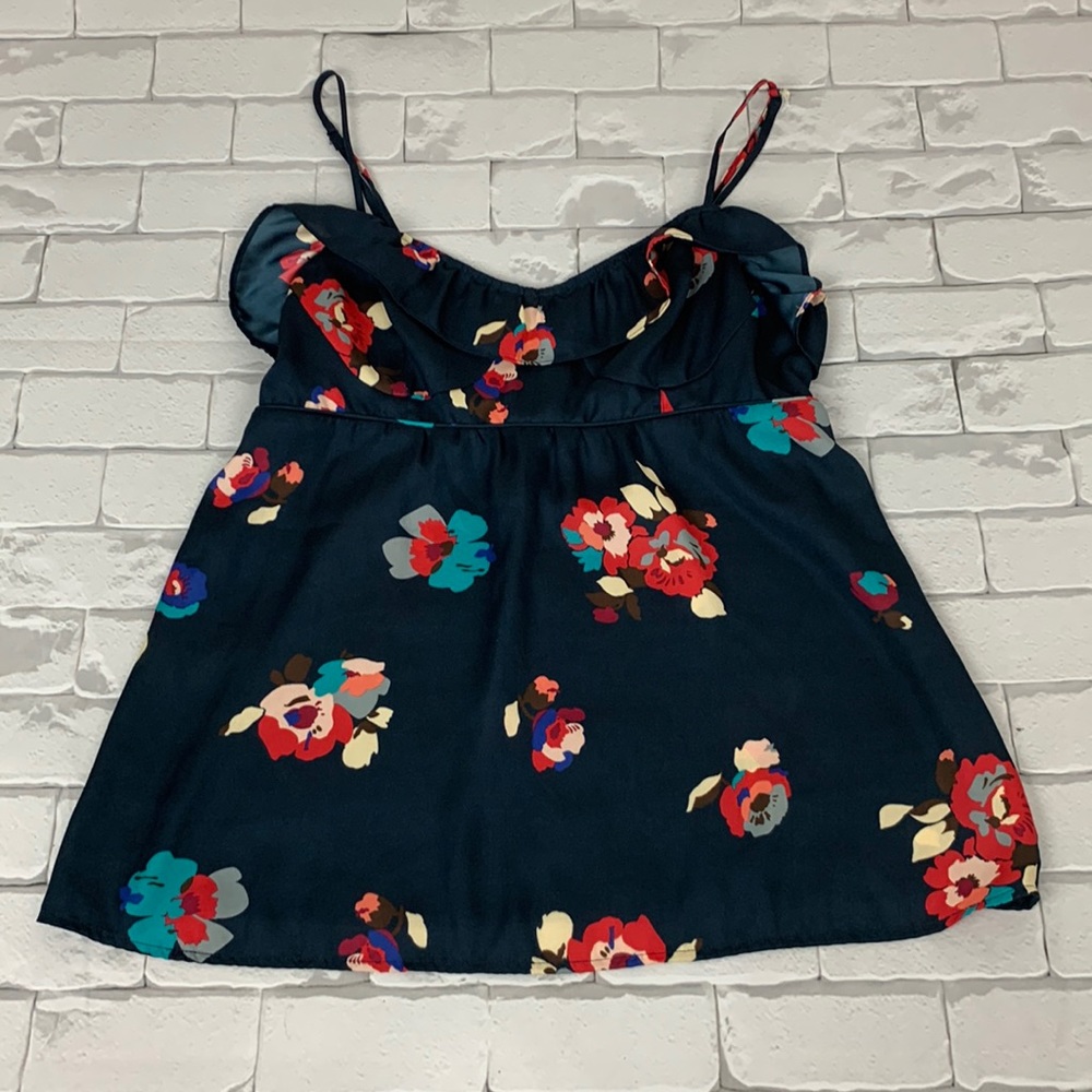 American Eagle Outfitters Floral ruffled tank top Navy blue pink Size Medium